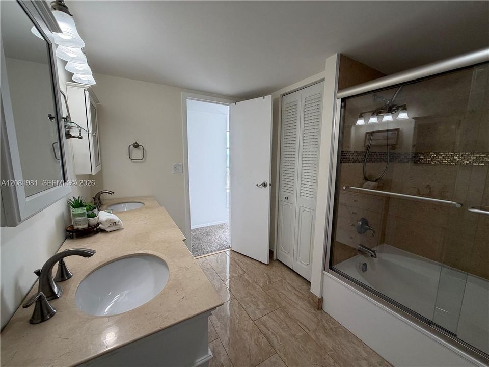 En Renta: $3,000 (3 camas, 2 baños, 1430 Pies cuadrados)