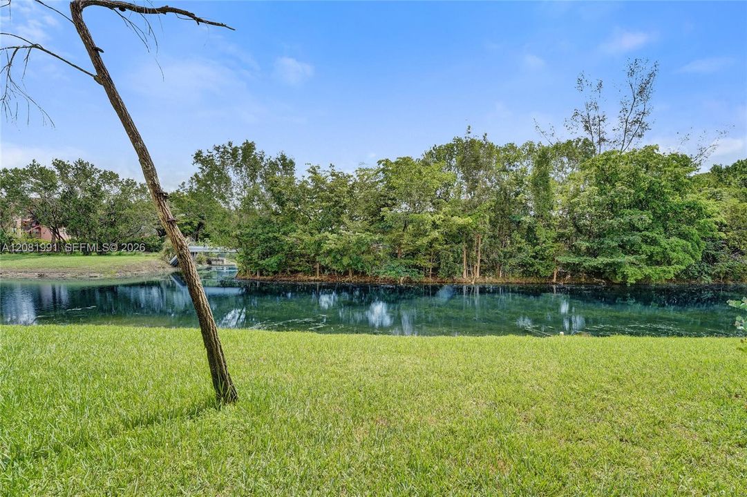 En Venta: $400,000 (2 camas, 2 baños, 1512 Pies cuadrados)