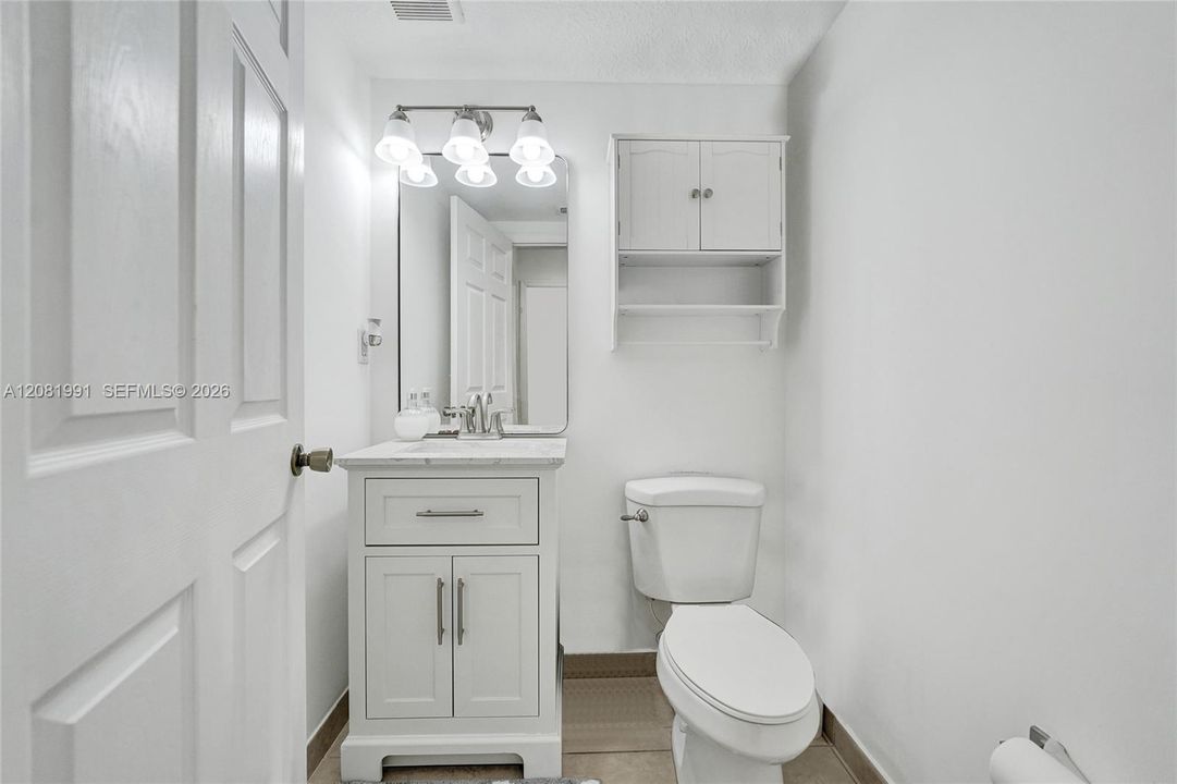 En Venta: $400,000 (2 camas, 2 baños, 1512 Pies cuadrados)