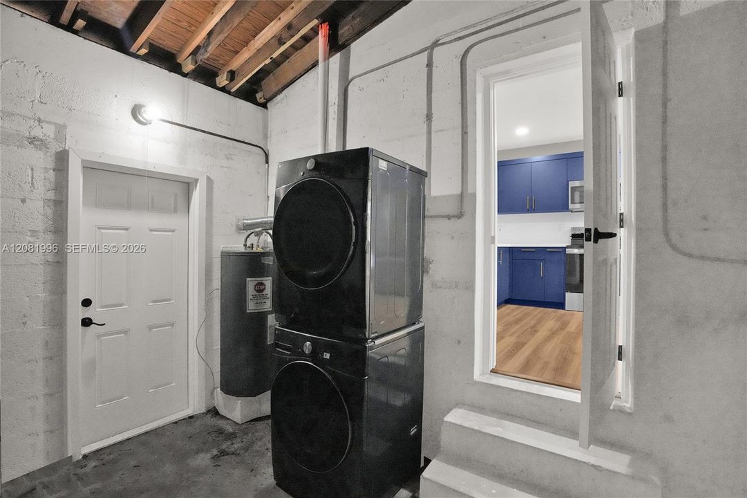 En Venta: $699,000 (4 camas, 2 baños, 1533 Pies cuadrados)
