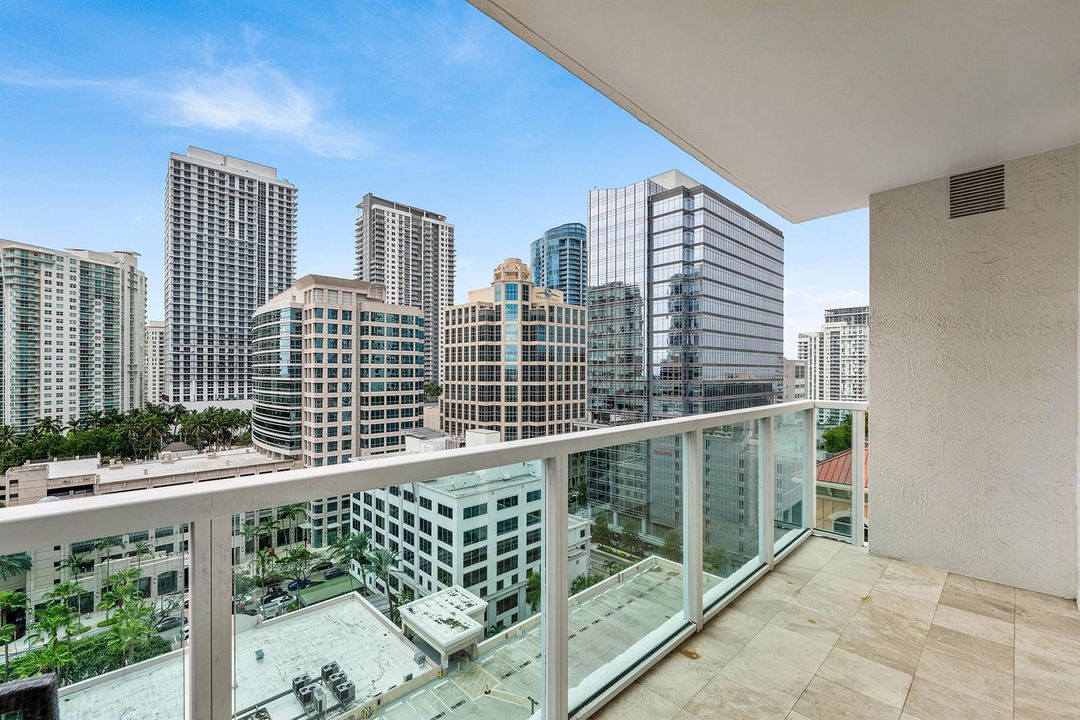 025-350Southeast2ndStreet-1730-FortLaude