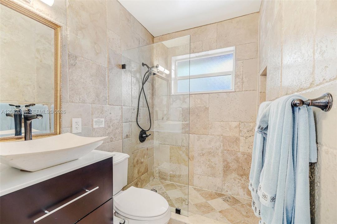 На продажу: $999,000 (4 спален, 3 ванн, 2194 Квадратных фут)