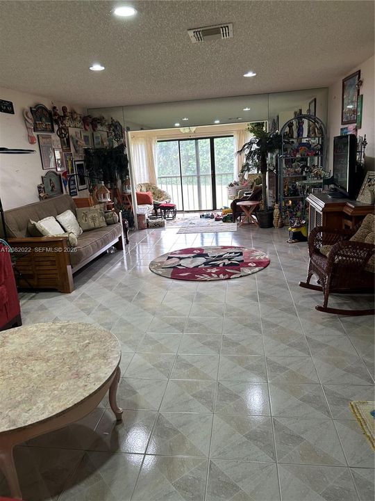 En Renta: $2,400 (2 camas, 2 baños, 1266 Pies cuadrados)