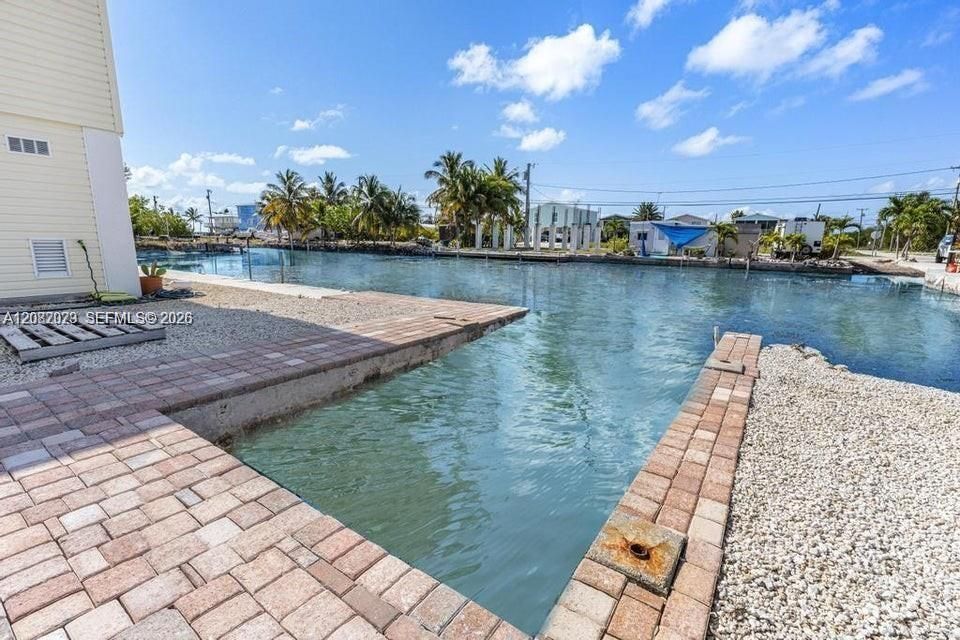 На продажу: $950,000 (3 спален, 2 ванн, 1654 Квадратных фут)