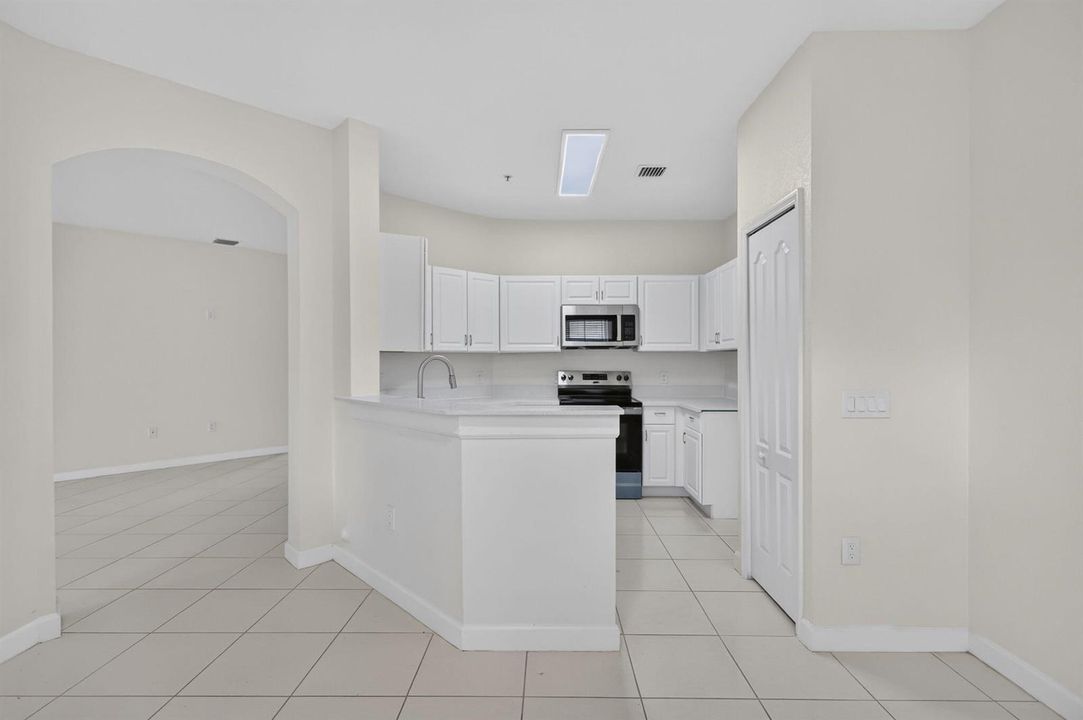 27-web-or-mls-BS1A0706