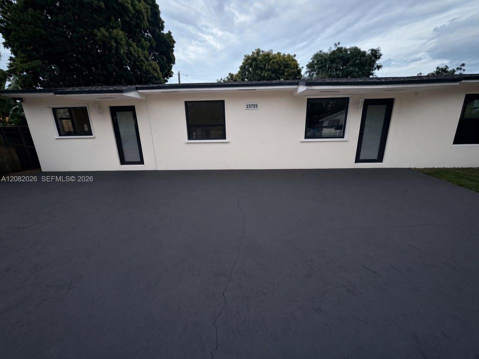 En Venta: $950,000 (0 camas, 0 baños, 2061 Pies cuadrados)