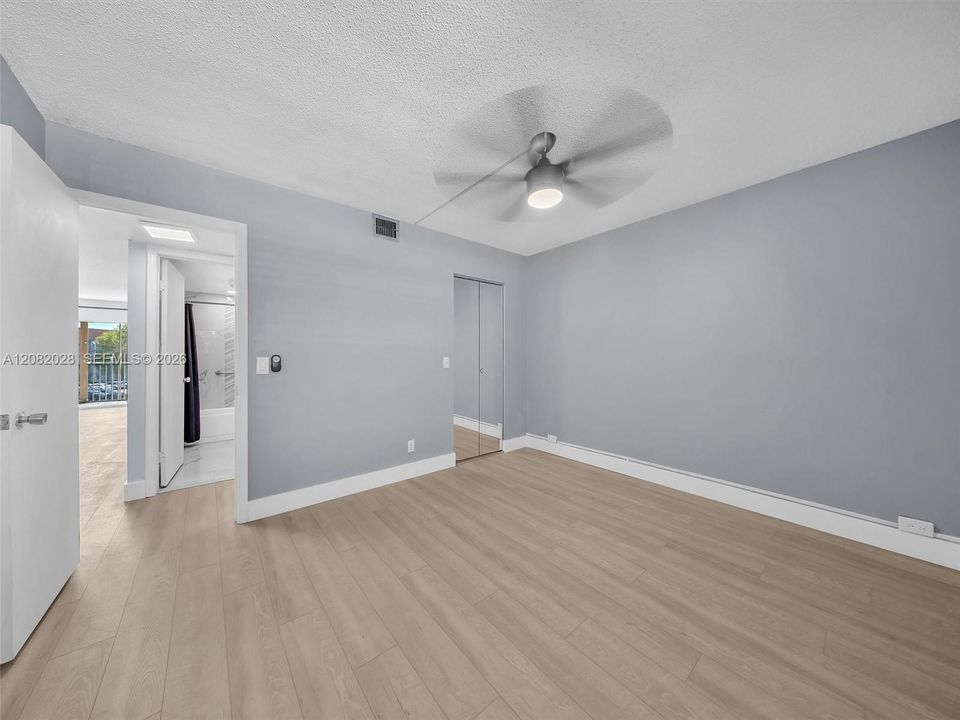En Venta: $175,000 (2 camas, 2 baños, 1100 Pies cuadrados)