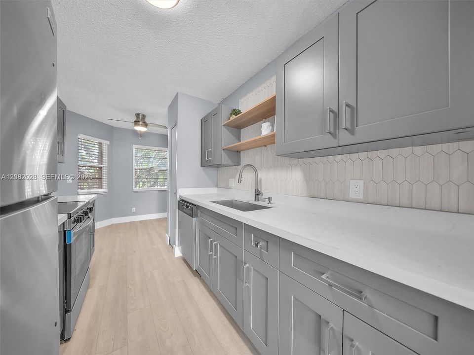 En Venta: $175,000 (2 camas, 2 baños, 1100 Pies cuadrados)