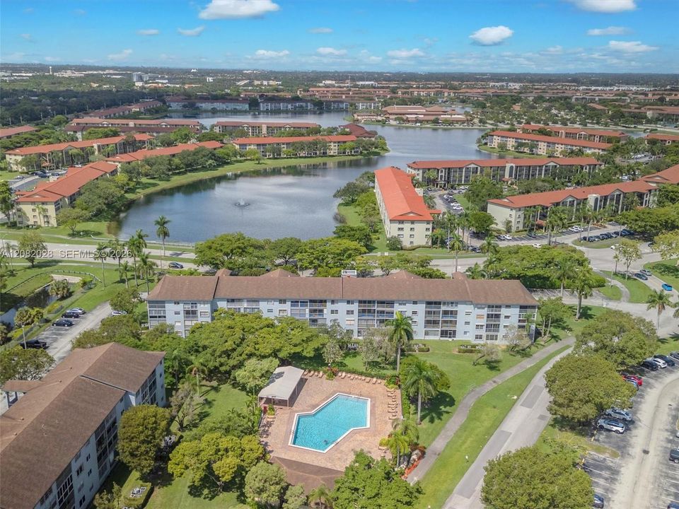En Venta: $175,000 (2 camas, 2 baños, 1100 Pies cuadrados)