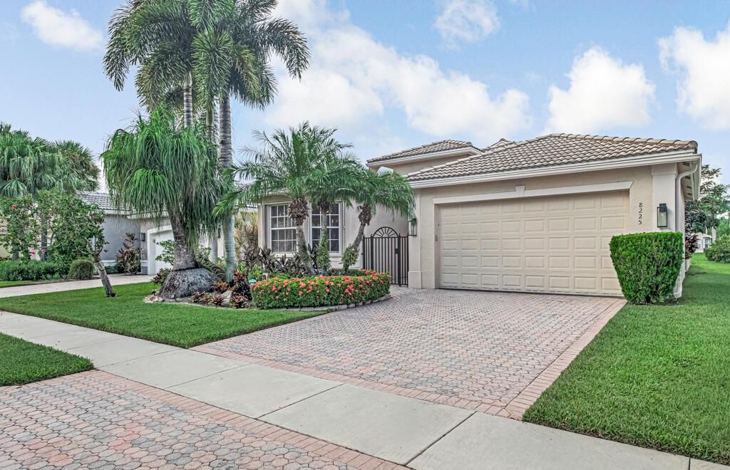 beautiful curb appeal
