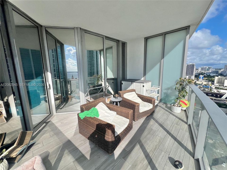 На продажу: $890,000 (1 спален, 2 ванн, 1254 Квадратных фут)