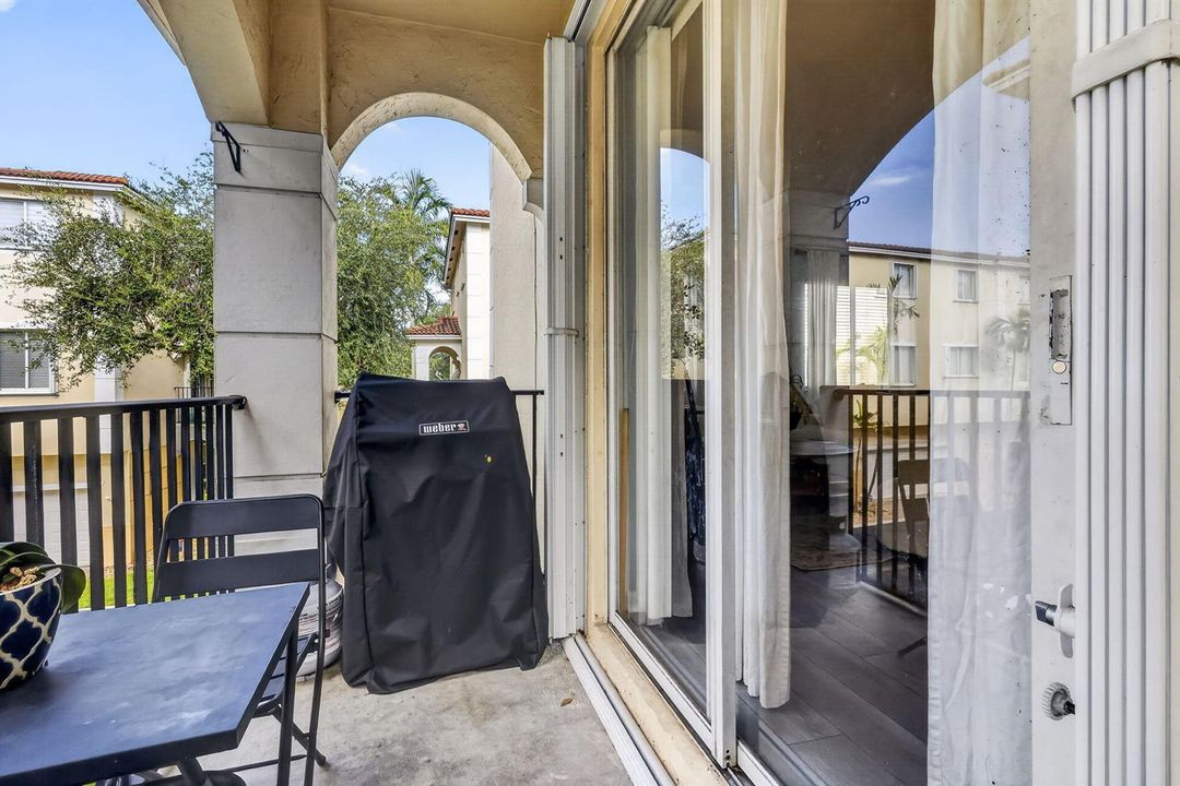 Balcony/BBQ