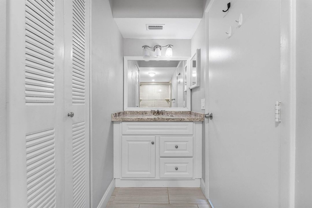 024-14307BedfordDrive-204-DelrayBeach-FL