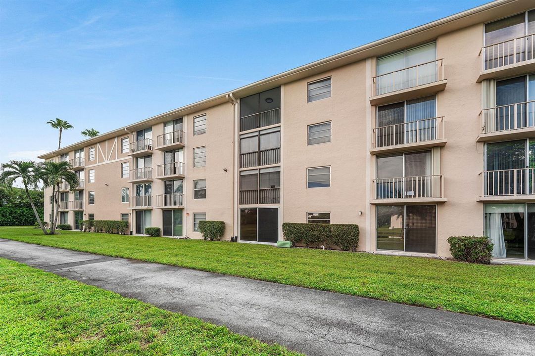 032-14307BedfordDrive-204-DelrayBeach-FL