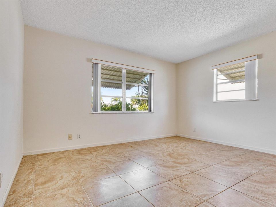Guest Bed 1
