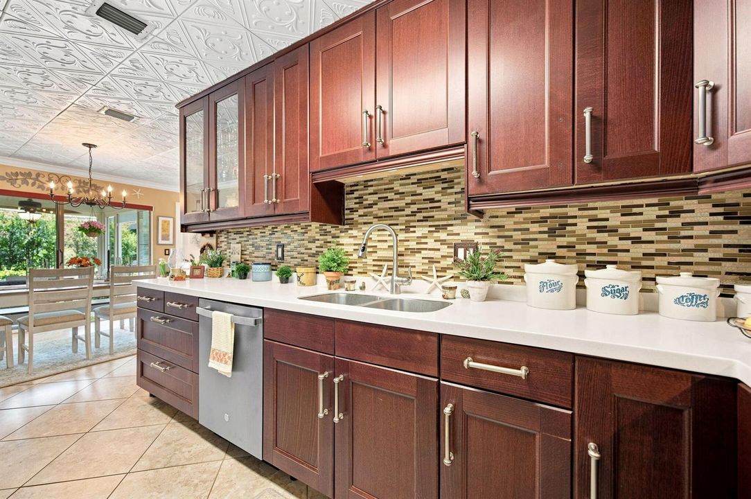 18-web-or-mls-10146-s-44th-terrace