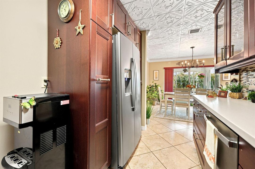 19-web-or-mls-10146-s-44th-terrace