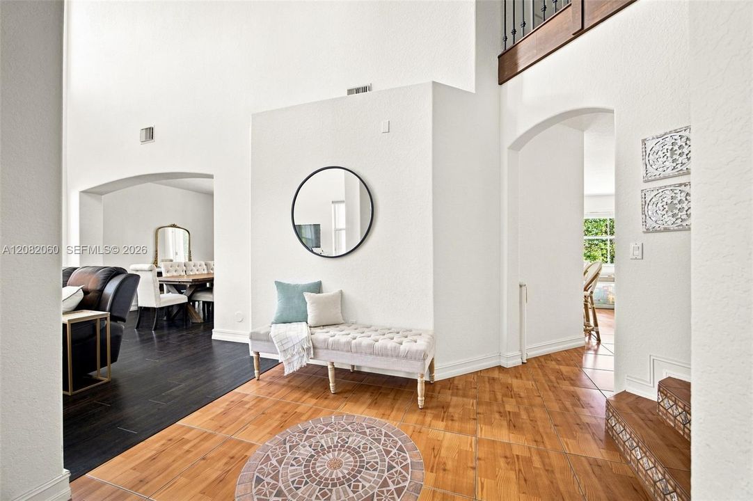 For Sale: $895,000 (3 beds, 3 baths, 2911 Square Feet)