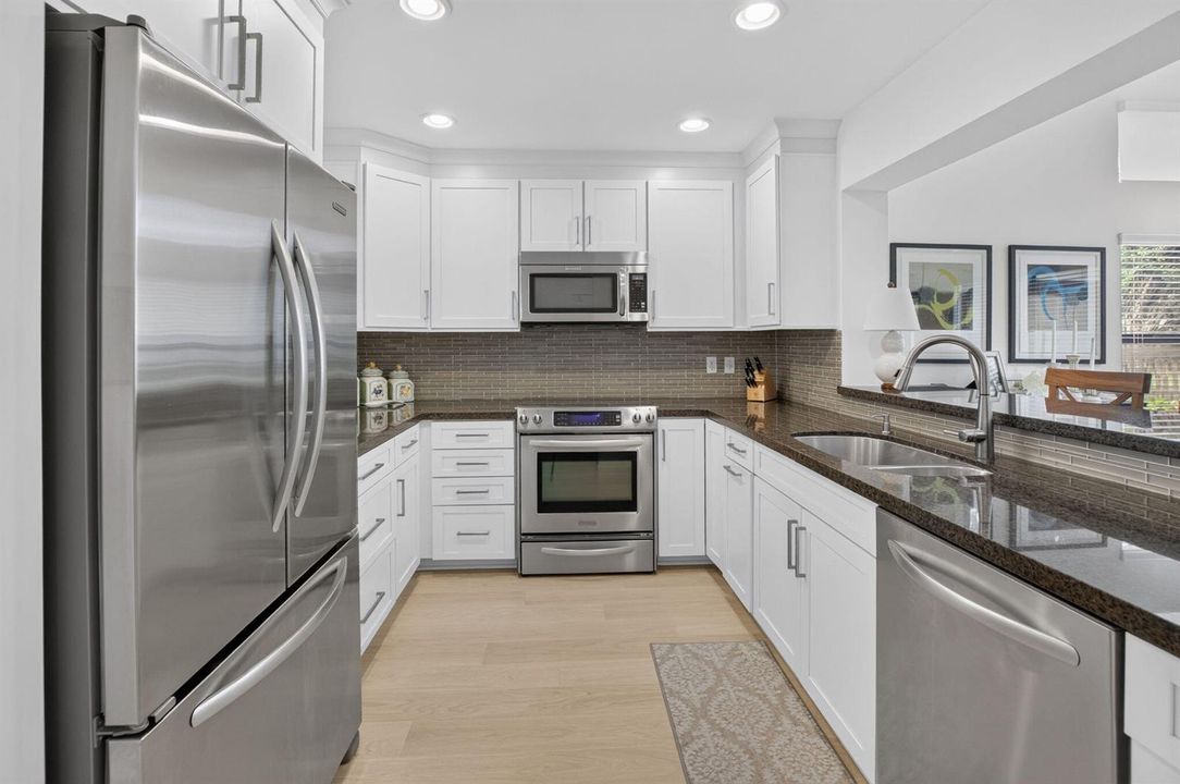 BEAUTIFUL UPDATED WHITE KITCHEN
