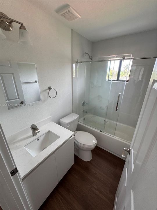 En Venta: $451,000 (3 camas, 2 baños, 1541 Pies cuadrados)