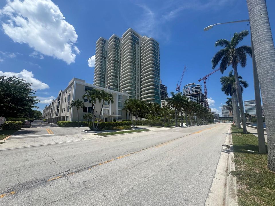1527 S Flagler Drive 112f, (9)