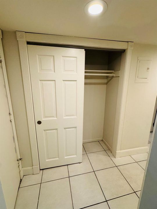 1527 S Flagler Drive 112f (11)