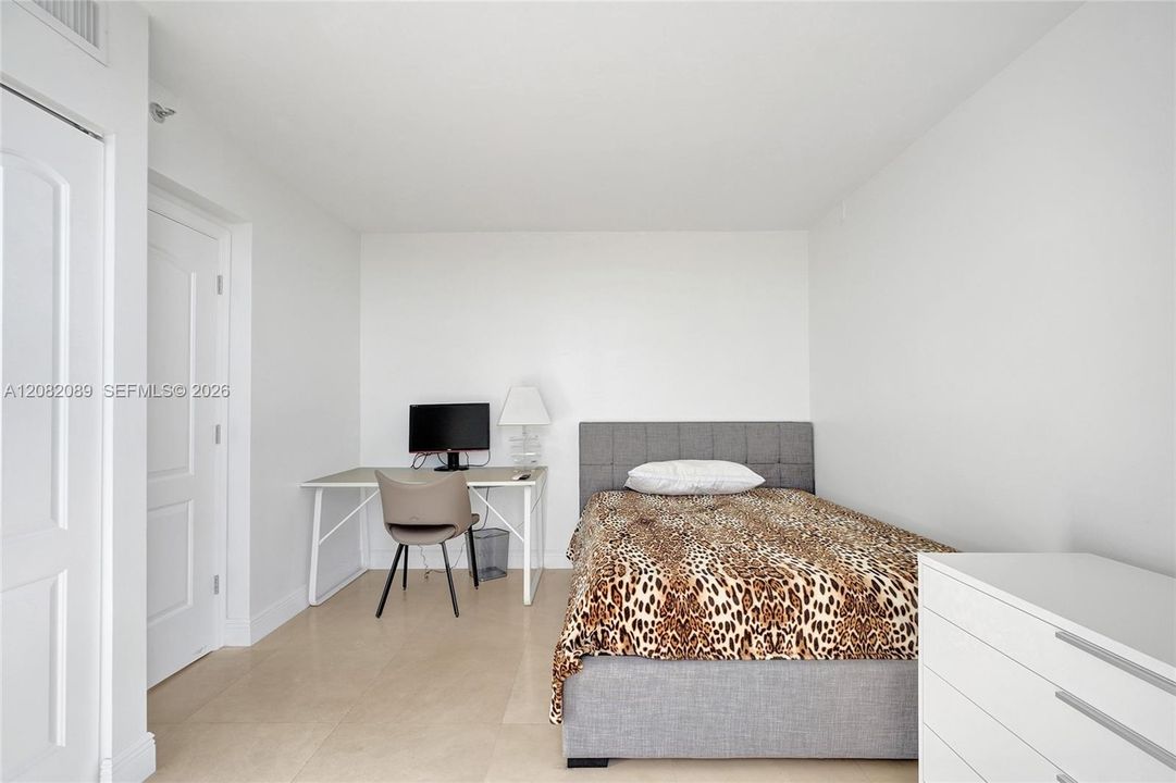 En Renta: $6,999 (3 camas, 3 baños, 1840 Pies cuadrados)