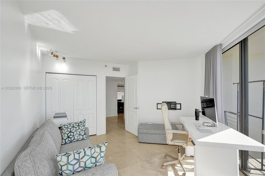 En Renta: $6,999 (3 camas, 3 baños, 1840 Pies cuadrados)