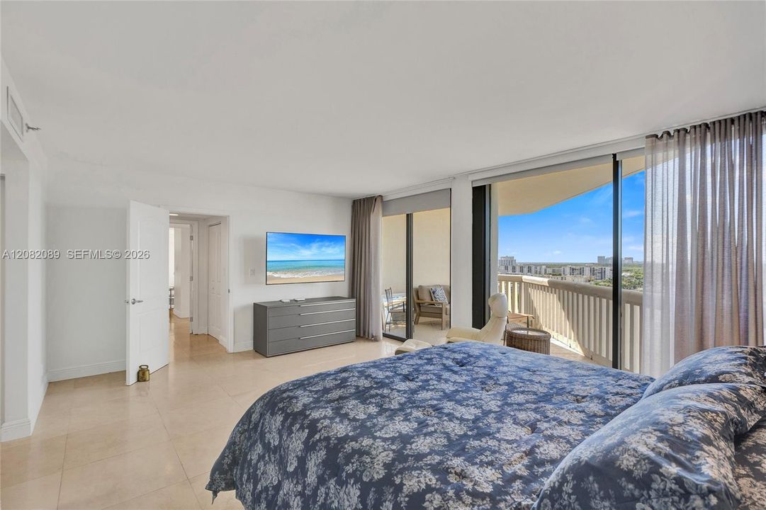 En Renta: $6,999 (3 camas, 3 baños, 1840 Pies cuadrados)