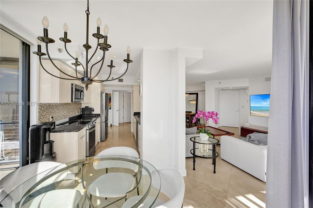 En Renta: $6,999 (3 camas, 3 baños, 1840 Pies cuadrados)