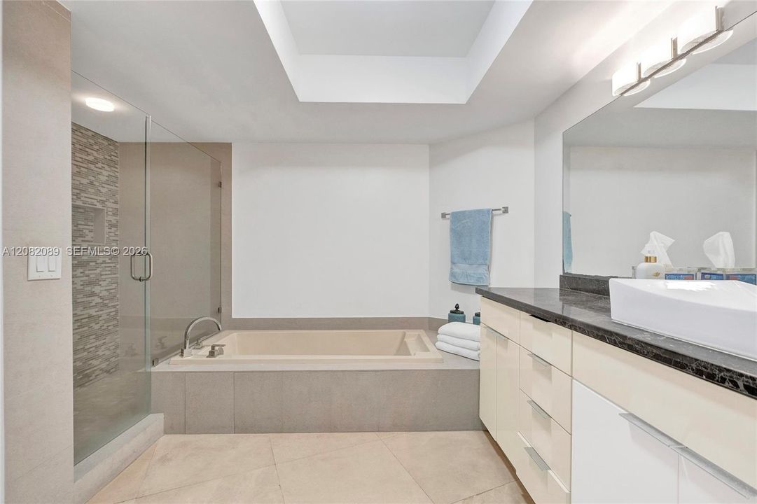 En Renta: $6,999 (3 camas, 3 baños, 1840 Pies cuadrados)