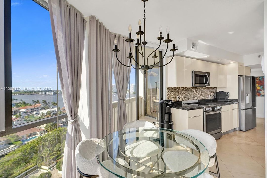 En Renta: $6,999 (3 camas, 3 baños, 1840 Pies cuadrados)