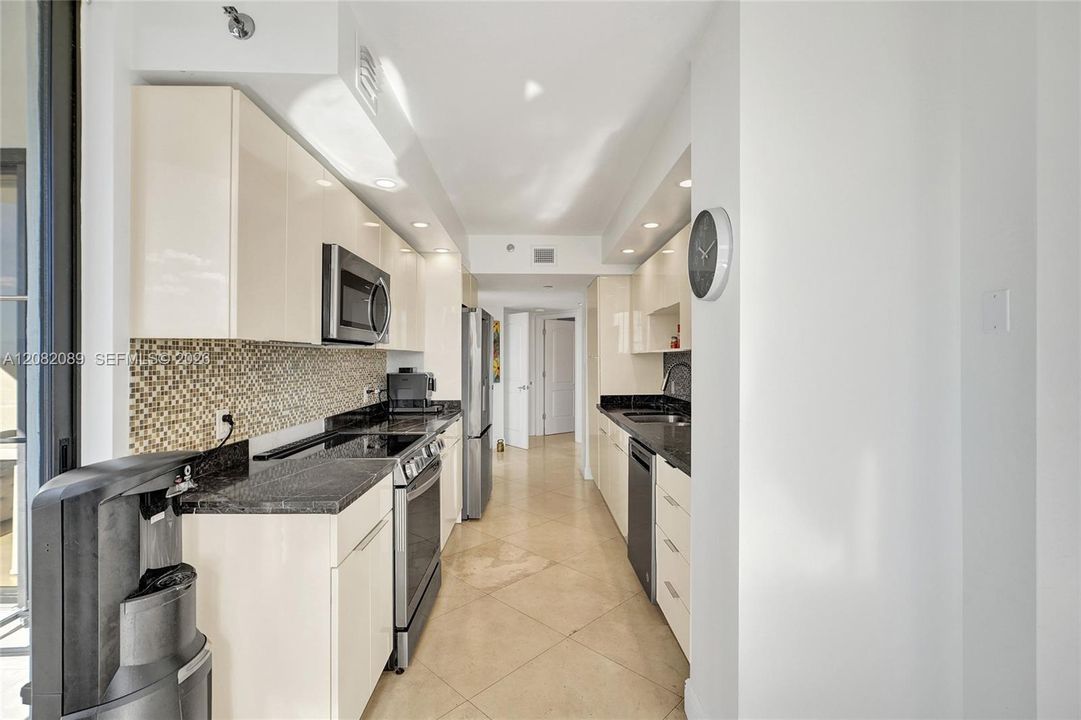 En Renta: $6,999 (3 camas, 3 baños, 1840 Pies cuadrados)