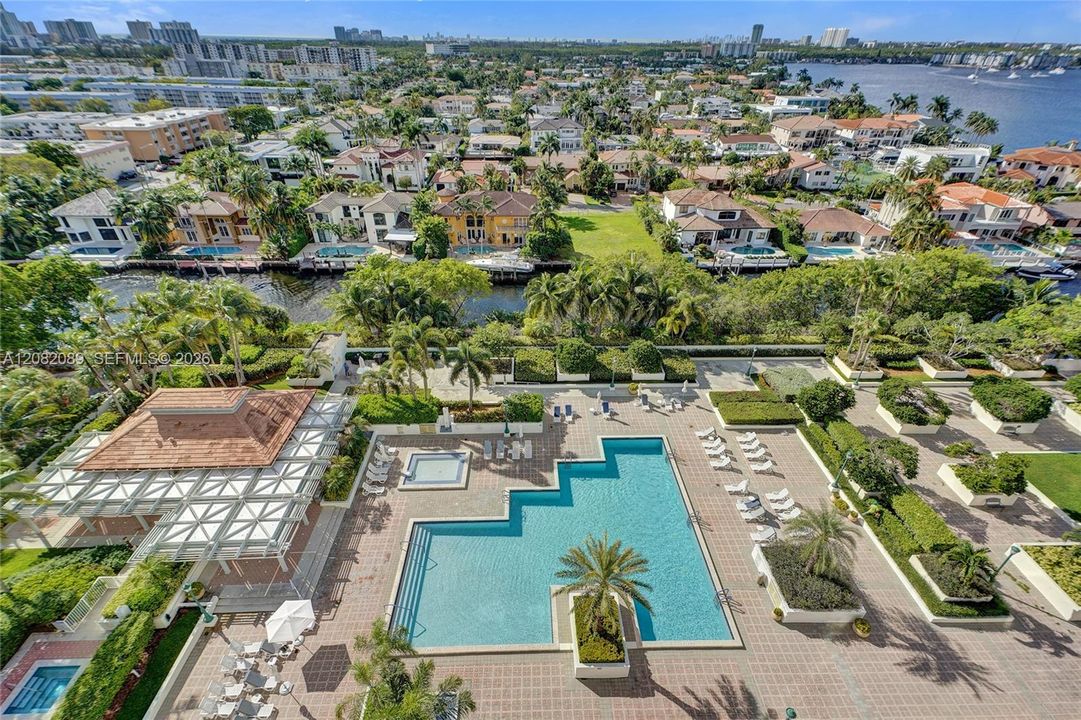 En Renta: $6,999 (3 camas, 3 baños, 1840 Pies cuadrados)