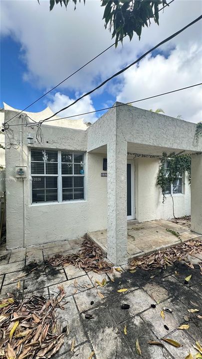 En Venta: $525,000 (2 camas, 1 baños, 1070 Pies cuadrados)