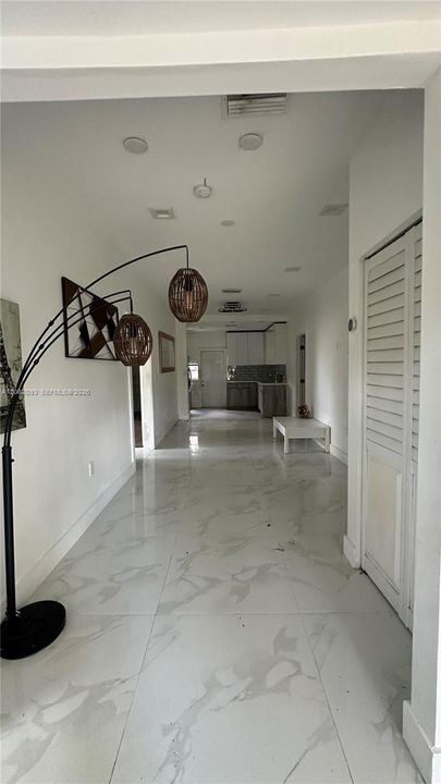 En Venta: $525,000 (2 camas, 1 baños, 1070 Pies cuadrados)