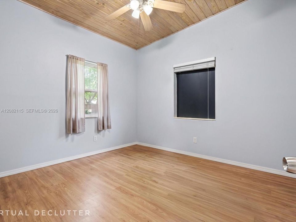 En Venta: $542,000 (4 camas, 2 baños, 1764 Pies cuadrados)