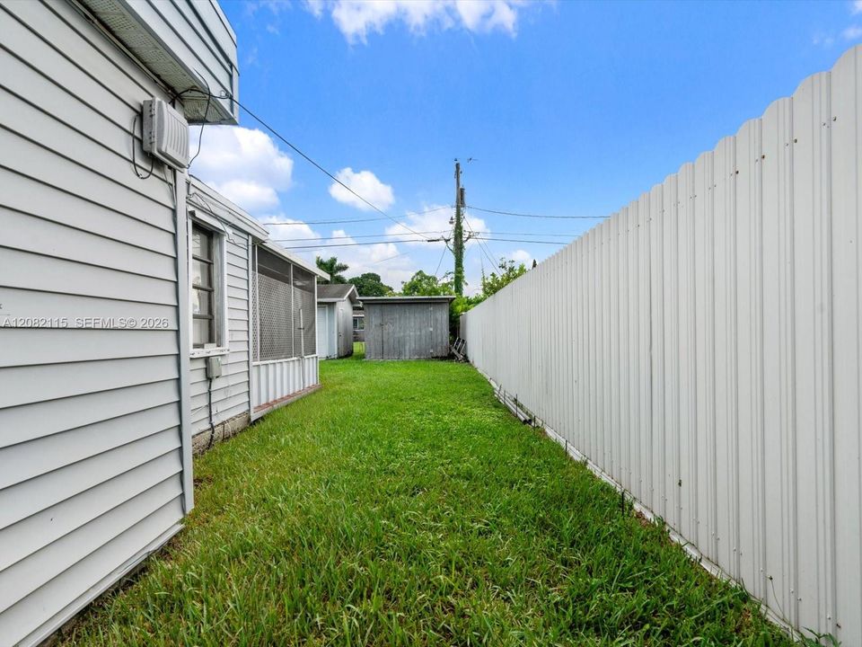 En Venta: $542,000 (4 camas, 2 baños, 1764 Pies cuadrados)