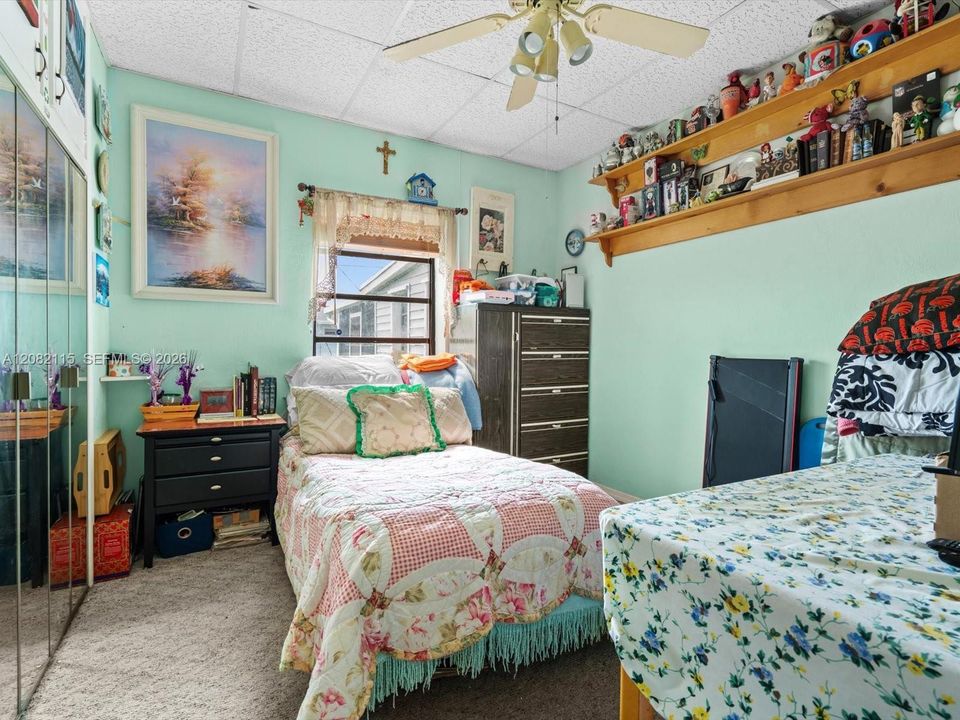 En Venta: $542,000 (4 camas, 2 baños, 1764 Pies cuadrados)