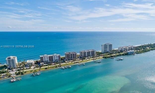 На продажу: $1,895,000 (3 спален, 2 ванн, 2358 Квадратных фут)