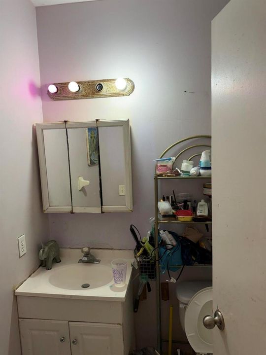 bath room 1