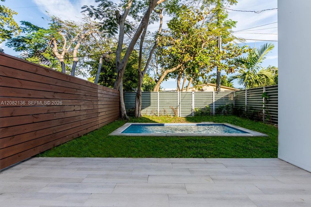 For Rent: $6,950 (3 beds, 3 baths, 1830 Square Feet)