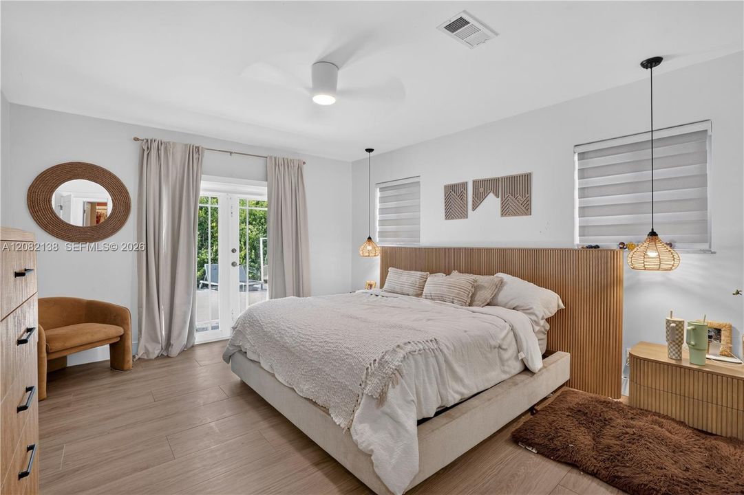 En Venta: $1,399,999 (5 camas, 4 baños, 3461 Pies cuadrados)