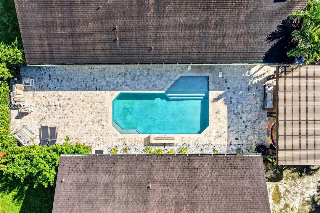 En Venta: $1,399,999 (5 camas, 4 baños, 3461 Pies cuadrados)