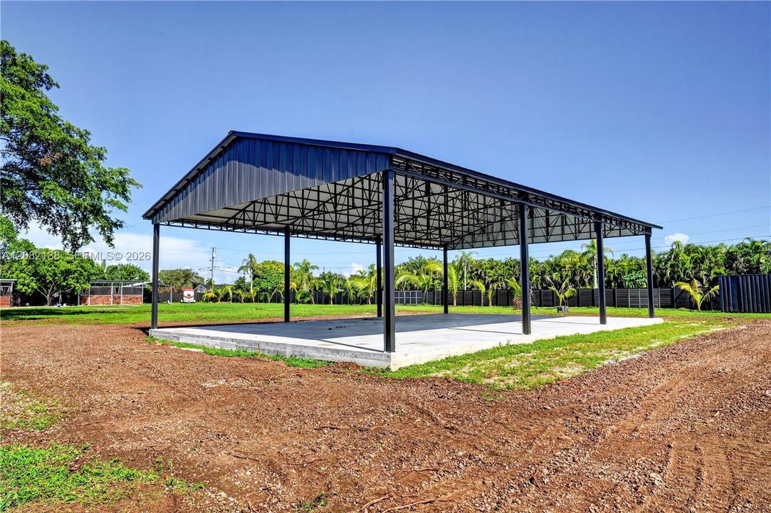 En Venta: $1,399,999 (5 camas, 4 baños, 3461 Pies cuadrados)