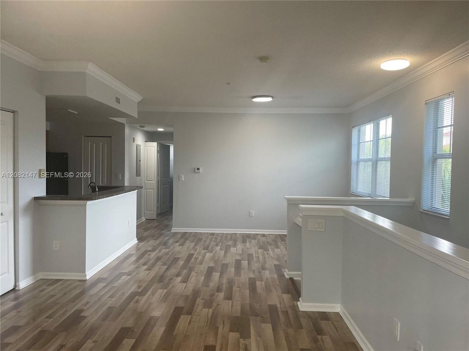 В аренду: $1,775 (1 спален, 1 ванн, 885 Квадратных фут)