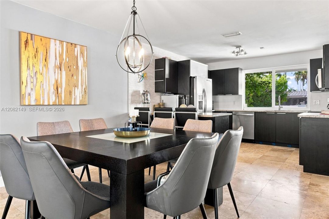 For Sale: $1,030,000 (4 beds, 2 baths, 1679 Square Feet)