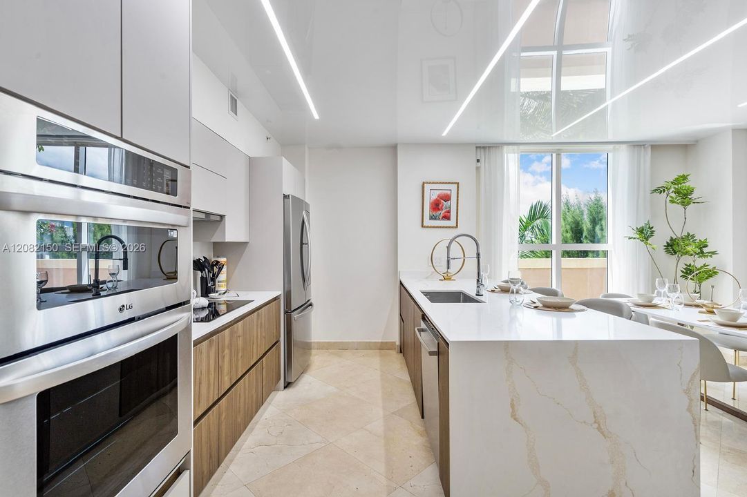 На продажу: $899,900 (3 спален, 2 ванн, 1449 Квадратных фут)