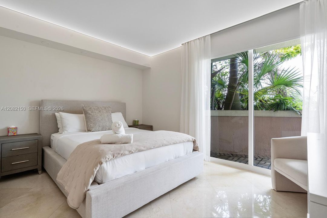 На продажу: $899,900 (3 спален, 2 ванн, 1449 Квадратных фут)