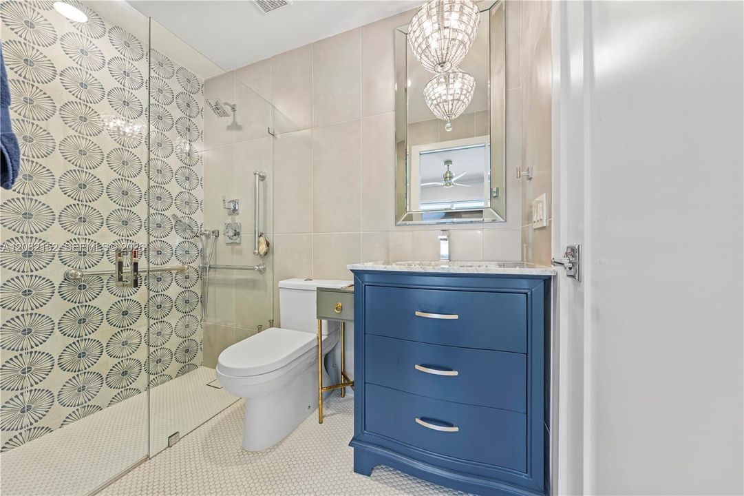 En Venta: $850,000 (4 camas, 3 baños, 1416 Pies cuadrados)